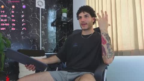 R A F A E L online show from 04/29/26, 08:59