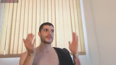 R A F A E L online show from 06/02/26, 08:33