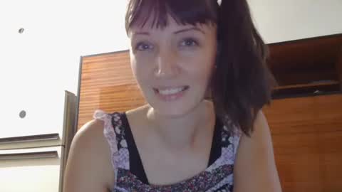 Rafaella online show from 11/19/25, 02:39