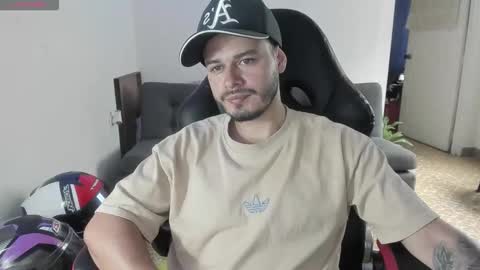 ragnar_lothbrok77 online show from 09/13/25, 07:24