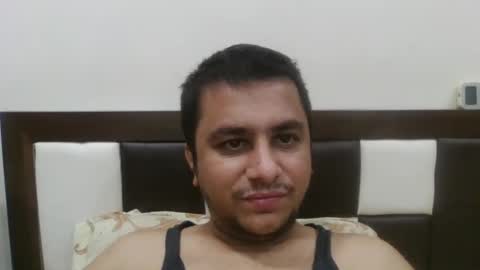 Snapshot of rahuldave007 chatting on 02/17/25, 12:16 Dave online show from 02/17/25, 12:16