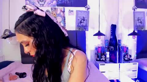 Raia online show from 06/26/26, 03:33