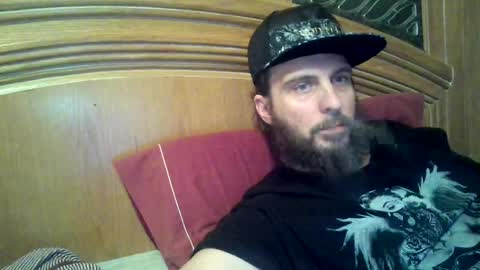 Snapshot of raidersman757 chatting on 01/07/26, 02:03 hitman online show from 01/07/26, 02:03