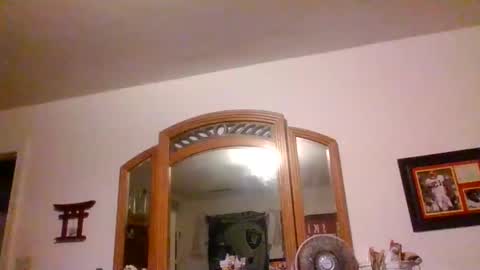 Snapshot of raidersman757 chatting on 03/07/26, 09:56 hitman online show from 03/07/26, 09:56