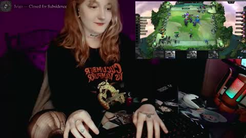 Snapshot of raiingurl chatting on 05/23/26, 03:49 Kate online show from 05/23/26, 03:49