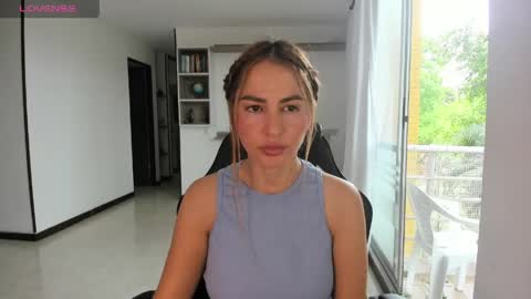 Jennyindependent model . online show from 05/31/26, 04:47