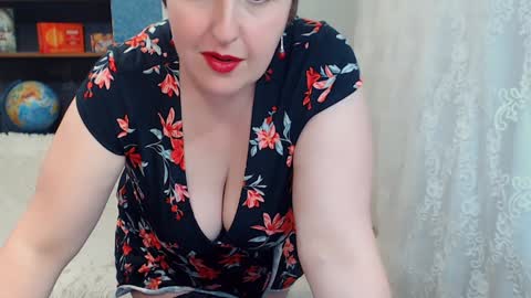 Snapshot of rainbowladyy chatting on 12/23/24, 02:07 rainbowladyy online show from 12/23/24, 02:07