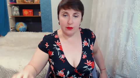 Snapshot of rainbowladyy chatting on 12/25/24, 12:26 rainbowladyy online show from 12/25/24, 12:26