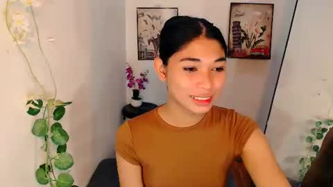 raindrizzle1706 online show from 12/16/25, 07:35