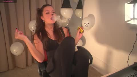 rainevi online show from 10/23/25, 07:12