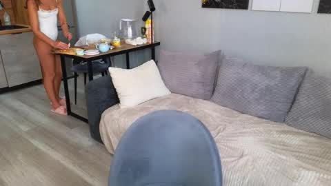 rainevi online show from 03/13/26, 08:21