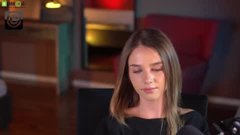 Raisa online show from 10/08/25, 06:16