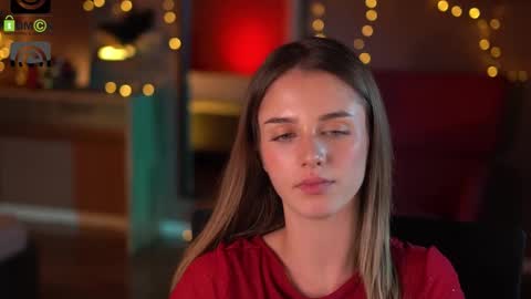 Snapshot of raisadoll chatting on 12/20/25, 07:54 Raisa online show from 12/20/25, 07:54