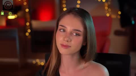 Snapshot of raisadoll chatting on 01/11/26, 05:51 Raisa online show from 01/11/26, 05:51