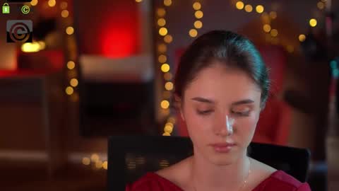 Snapshot of raisadoll chatting on 02/04/26, 07:42 Raisa online show from 02/04/26, 07:42