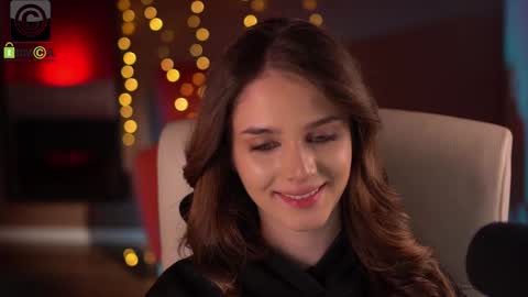 Snapshot of raisadoll chatting on 03/07/26, 06:27 Raisa online show from 03/07/26, 06:27