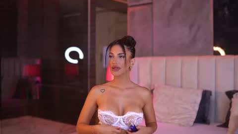 Raisa online show from 06/27/26, 05:07