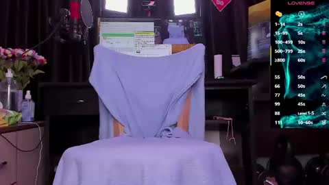 Laura online show from 06/22/26, 02:24