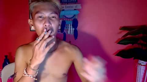 Snapshot of ralfhuge24 chatting on 10/02/25, 06:20 ralfhuge24 online show from 10/02/25, 06:20