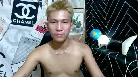 Snapshot of ralfhuge24 chatting on 10/03/25, 09:39 ralfhuge24 online show from 10/03/25, 09:39