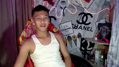 Snapshot of ralfhuge24 chatting on 11/09/25, 02:26 ralfhuge24 online show from 11/09/25, 02:26