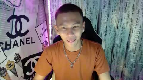 Snapshot of ralfhuge24 chatting on 01/13/26, 01:16 ralfhuge24 online show from 01/13/26, 01:16