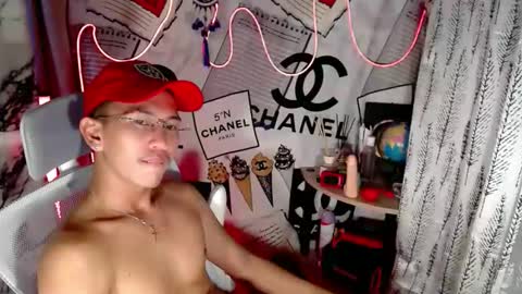 Snapshot of ralfhuge24 chatting on 02/03/26, 04:23 ralfhuge24 online show from 02/03/26, 04:23