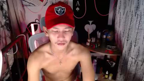 Snapshot of ralfhuge24 chatting on 02/14/26, 10:45 ralfhuge24 online show from 02/14/26, 10:45