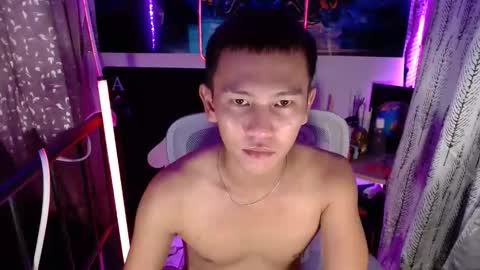 Snapshot of ralfhuge24 chatting on 02/15/26, 06:32 ralfhuge24 online show from 02/15/26, 06:32