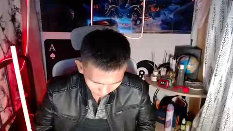 Snapshot of ralfhuge24 chatting on 02/16/26, 03:41 ralfhuge24 online show from 02/16/26, 03:41