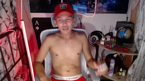 Snapshot of ralfhuge24 chatting on 02/17/26, 03:51 ralfhuge24 online show from 02/17/26, 03:51