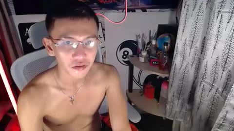 Snapshot of ralfhuge24 chatting on 02/27/26, 08:09 ralfhuge24 online show from 02/27/26, 08:09