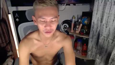 Snapshot of ralfhuge24 chatting on 03/16/26, 11:47 ralfhuge24 online show from 03/16/26, 11:47