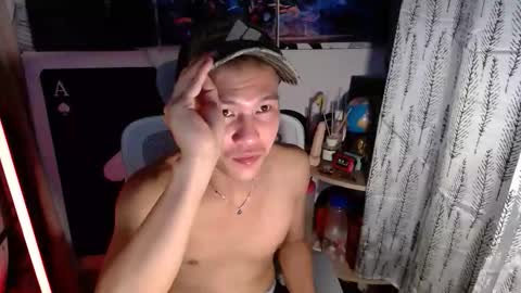 Snapshot of ralfhuge24 chatting on 03/18/26, 03:37 ralfhuge24 online show from 03/18/26, 03:37