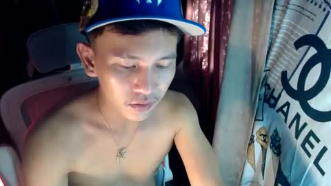 ralfhuge24 online show from 06/22/26, 12:02