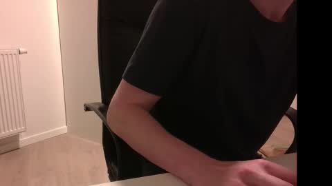 Snapshot of raltezar chatting on 03/24/26, 10:15 raltezar online show from 03/24/26, 10:15