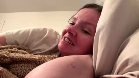 Snapshot of ramichick chatting on 03/26/26, 01:22 Rami online show from 03/26/26, 01:22