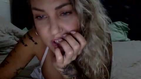 Mamakel online show from 09/13/25, 02:33