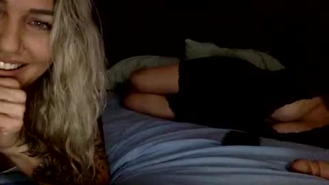 Mamakel online show from 09/30/25, 01:32