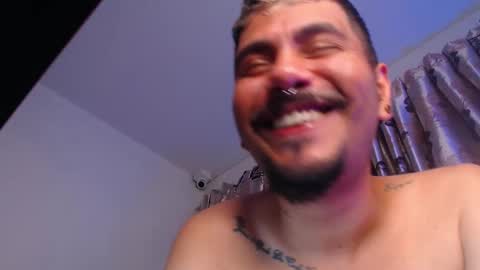 Snapshot of ramses_the_kinng chatting on 10/25/25, 07:38 ramses thekinng online show from 10/25/25, 07:38