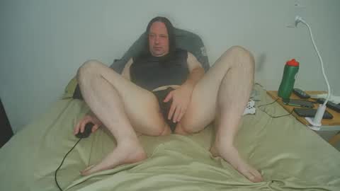 rando1235 online show from 10/03/25, 05:04