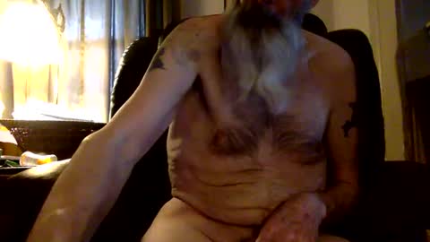 Snapshot of rando56 chatting on 02/13/25, 01:48 Randy online show from 02/13/25, 01:48