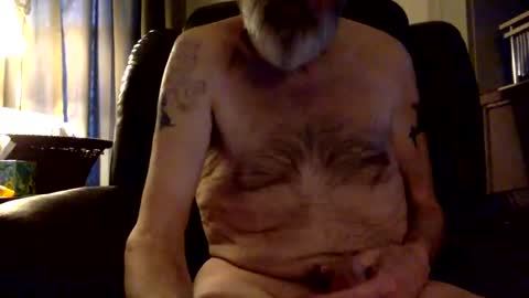 Snapshot of rando56 chatting on 02/17/25, 12:48 Randy online show from 02/17/25, 12:48