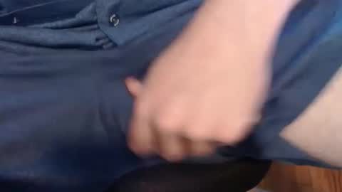 Snapshot of random41yearoldguy chatting on 01/24/25, 10:19 random41yearoldguy online show from 01/24/25, 10:19