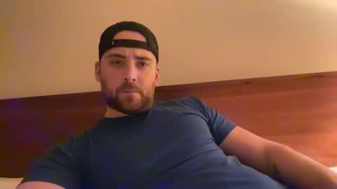 Snapshot of randomdude5950 chatting on 02/24/25, 03:02 randomdude5950 online show from 02/24/25, 03:02