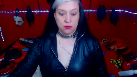 Snapshot of randymaturex01 chatting on 10/27/25, 12:26 Sonia online show from 10/27/25, 12:26