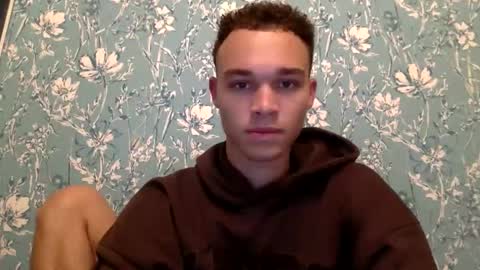 Snapshot of randyrio11 chatting on 04/10/26, 01:22 randyrio11 online show from 04/10/26, 01:22