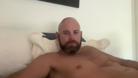 Snapshot of ransguy chatting on 01/01/25, 12:00 ransguy online show from 01/01/25, 12:00