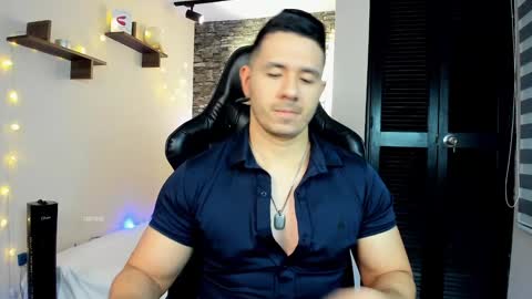 Jonas online show from 01/19/25, 12:38