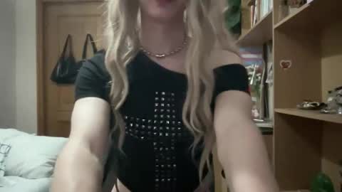 Ranya online show from 04/15/26, 05:20